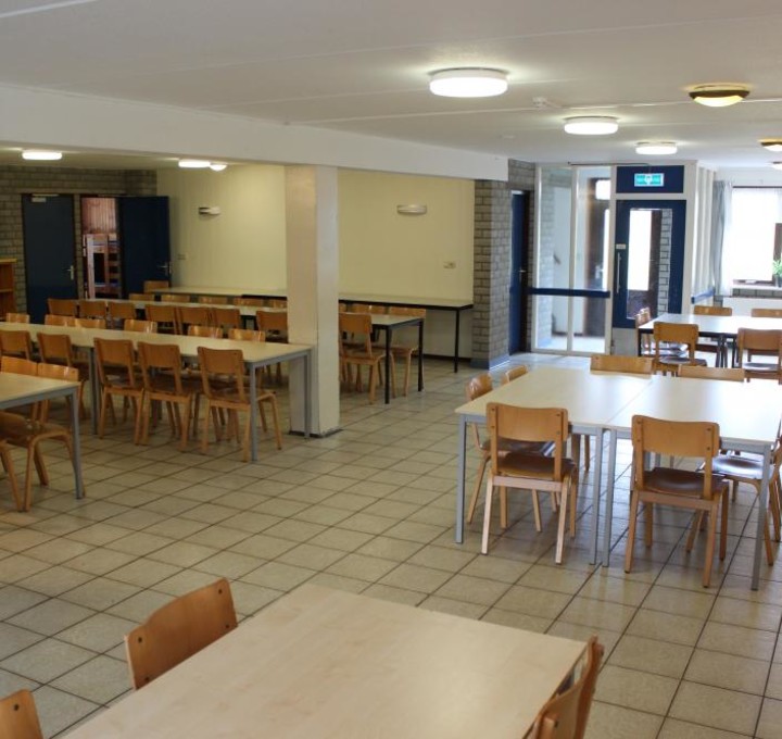 Kamphuis Brouwershoeve stoelen en tafels